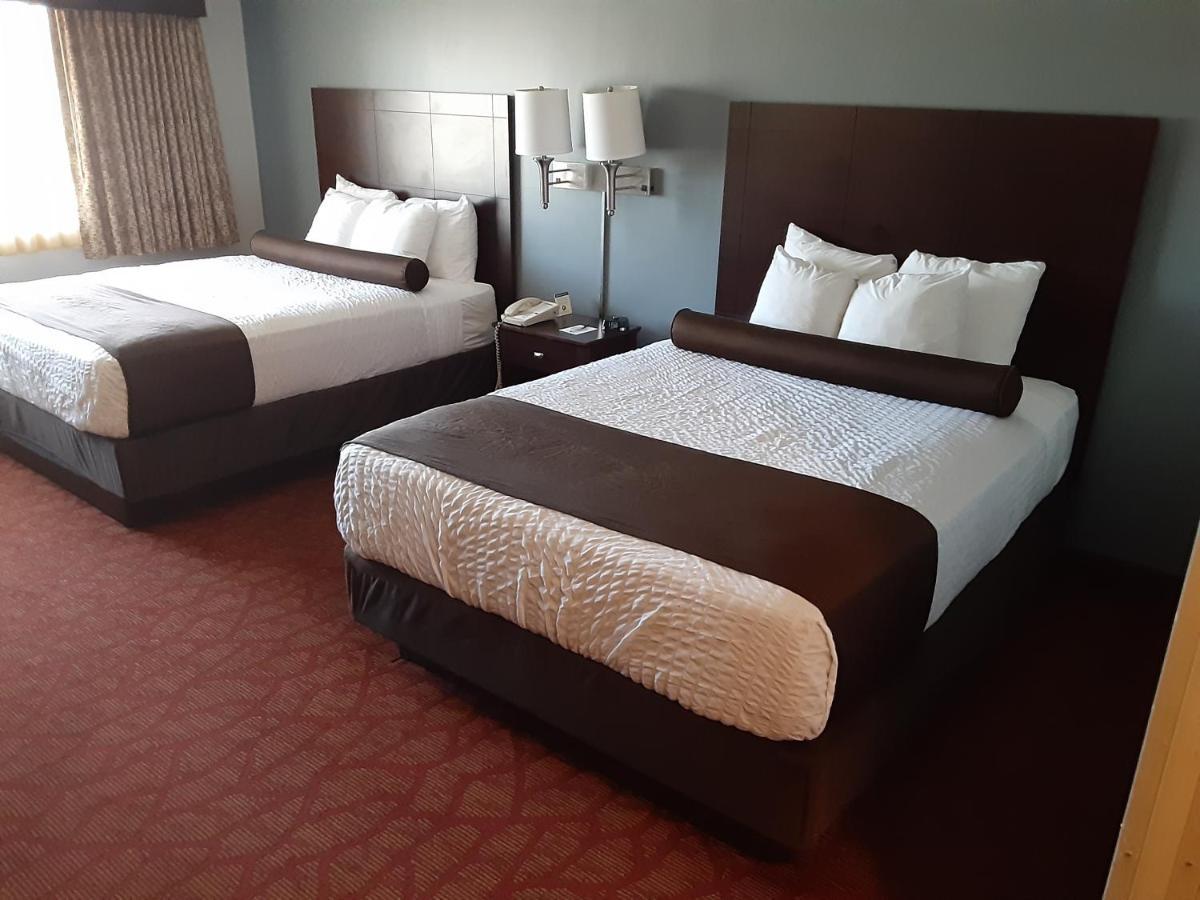 Boarders Inn & Suites By Cobblestone Hotels Superior Exterior photo